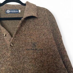 Vintage 90s Smith & Wesson brown alpaca acrylic wool sweater size large